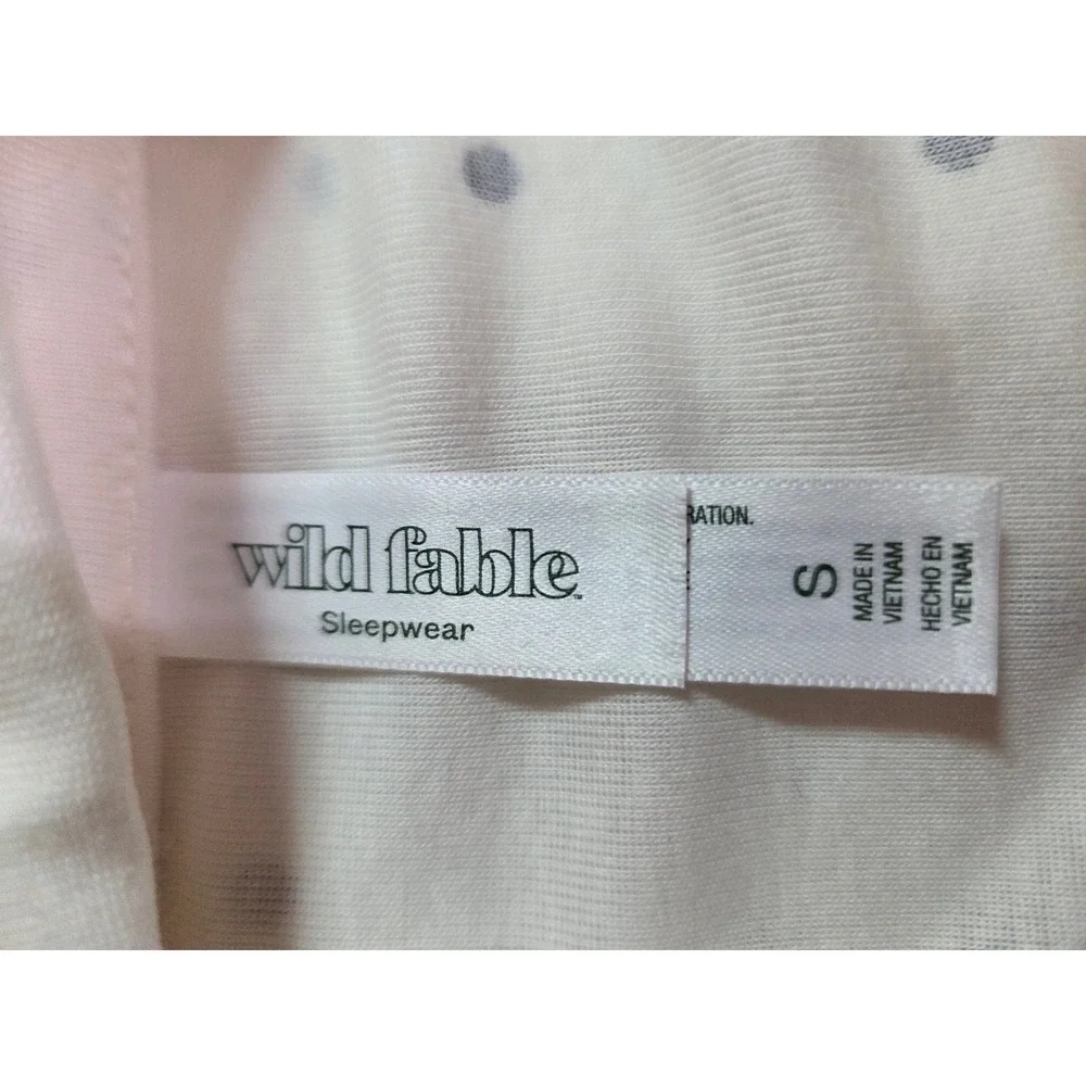 Wild Fable Women Cream Polka Dot Pajama Set Notch Collar Top Shorts Small NWT